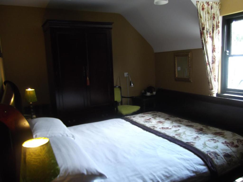 Knockninny Country House & Marina Derrylin Room photo